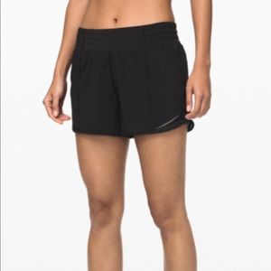 Lululemon Hotty Hot Short High Rise Long 4”Likenew